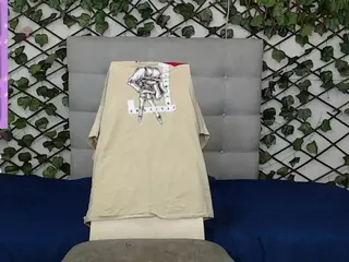 rouss-0's Live Sex Cam Show