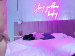SCRETTVELVEET's Live Sex Cam Show