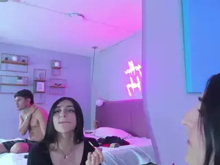 SCRETTVELVEET's Live Sex Cam Show