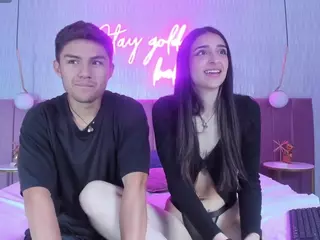 SCRETTVELVEET's Live Sex Cam Show
