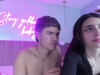SCRETTVELVEET's Live Sex Cam Show