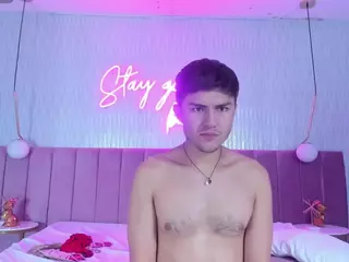 SCRETTVELVEET's Live Sex Cam Show
