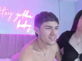 secretvelvetfx's Live Sex Cam Show