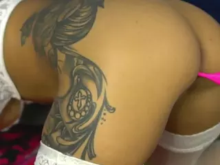 GoldenAmberX's Live Sex Cam Show