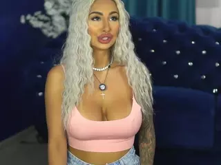 GoldenAmberX's Live Sex Cam Show