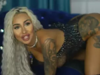 GoldenAmberX's Live Sex Cam Show
