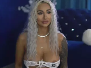 GoldenAmberX's Live Sex Cam Show