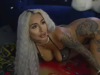 GoldenAmberX's Live Sex Cam Show