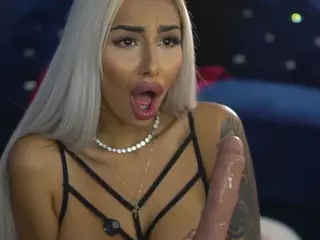 GoldenAmberX's Live Sex Cam Show