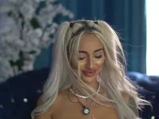 GoldenAmberX's Live Sex Cam Show