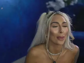 GoldenAmberX's Live Sex Cam Show