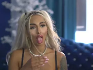 GoldenAmberX's Live Sex Cam Show