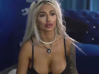 GoldenAmberX's Live Sex Cam Show