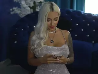 GoldenAmberX's Live Sex Cam Show