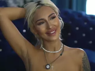 GoldenAmberX's Live Sex Cam Show