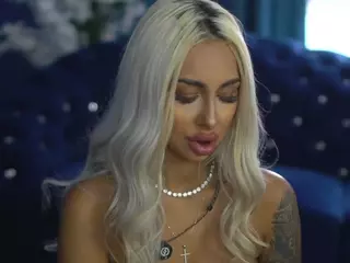 GoldenAmberX's Live Sex Cam Show