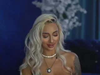 GoldenAmberX's Live Sex Cam Show