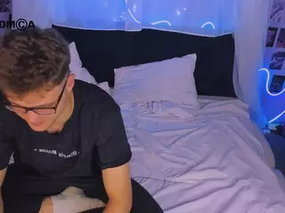 lucas-long's Live Sex Cam Show