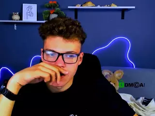 lucas-long's Live Sex Cam Show
