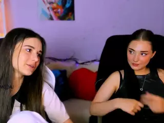 niki-miki's Live Sex Cam Show