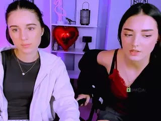 niki-miki's Live Sex Cam Show