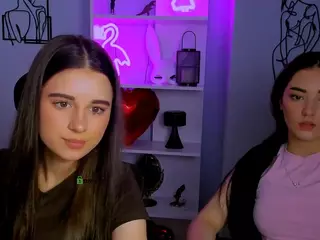 niki-miki's Live Sex Cam Show