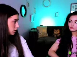 niki-miki's Live Sex Cam Show