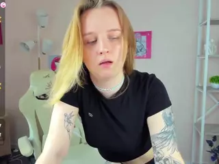 Rina's Live Sex Cam Show