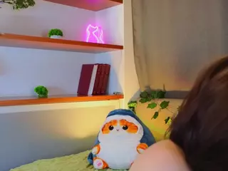 RowenaHathaway's Live Sex Cam Show
