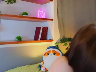 RowenaHathaway's Live Sex Cam Show
