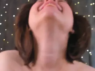 RowenaHathaway's Live Sex Cam Show