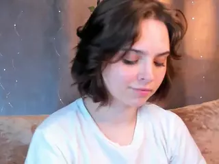 RowenaHathaway's Live Sex Cam Show