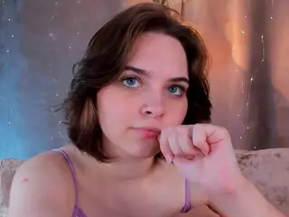 RowenaHathaway's Live Sex Cam Show