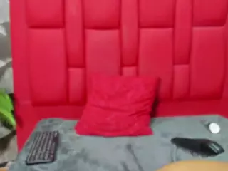 artemisarusso's Live Sex Cam Show