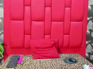 artemisarusso's Live Sex Cam Show