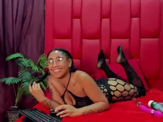 artemisarusso's Live Sex Cam Show