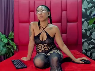 artemisarusso's Live Sex Cam Show