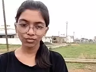 heysavvyyy's Live Sex Cam Show