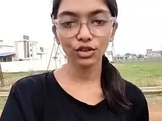 heysavvyyy's Live Sex Cam Show