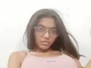 heysavvyyy's Live Sex Cam Show