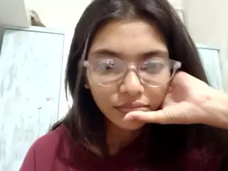 heysavvyyy's Live Sex Cam Show