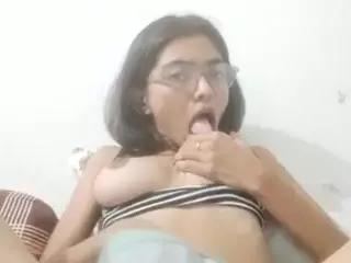 heysavvyyy's Live Sex Cam Show