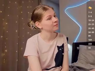 MildredChurchwell's Live Sex Cam Show