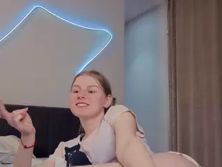 MildredChurchwell's Live Sex Cam Show