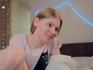 MildredChurchwell's Live Sex Cam Show