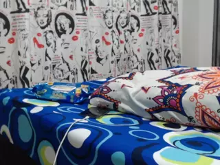 mirelli-g's Live Sex Cam Show