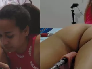 mirelli-g's Live Sex Cam Show