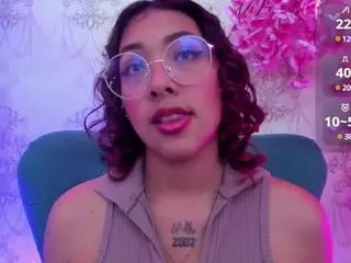 Oliv-Jones's Live Sex Cam Show