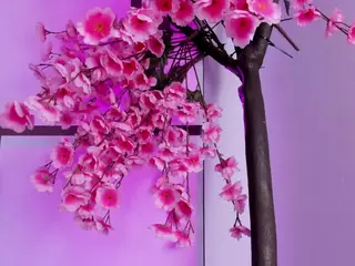 Oliv-Jones's Live Sex Cam Show