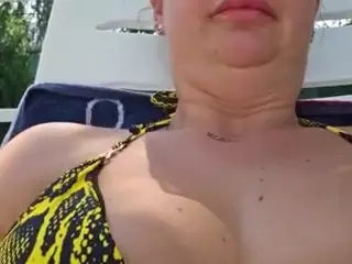 Hornybigass's Live Sex Cam Show